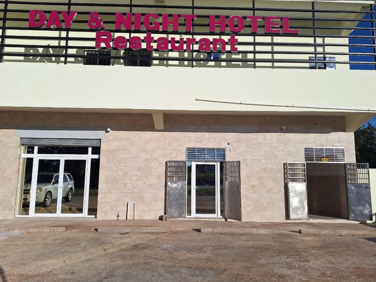 Day And Night Hotel Belmopan Exterior photo