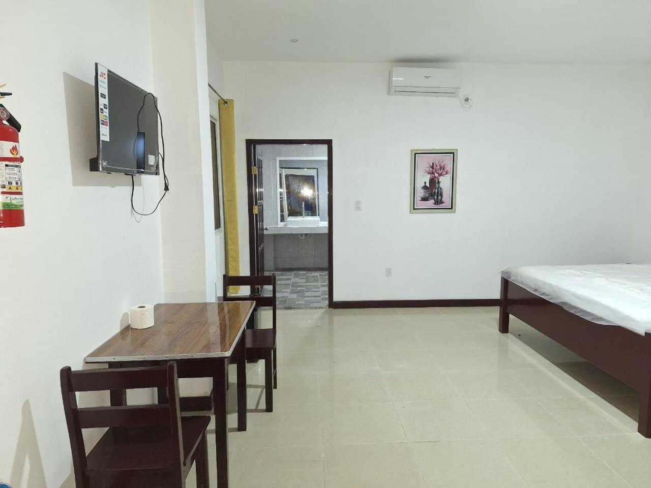 Day And Night Hotel Belmopan Exterior photo