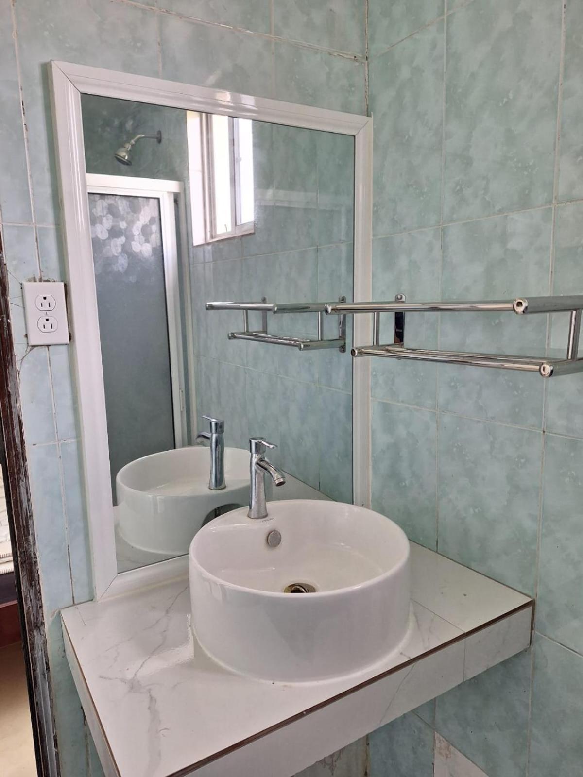 Day And Night Hotel Belmopan Exterior photo